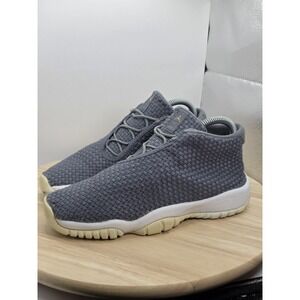 Womens size 7.5 - Nike 656504-003 Jordan Future Cool Gray Basketball Shoe GS 6Y